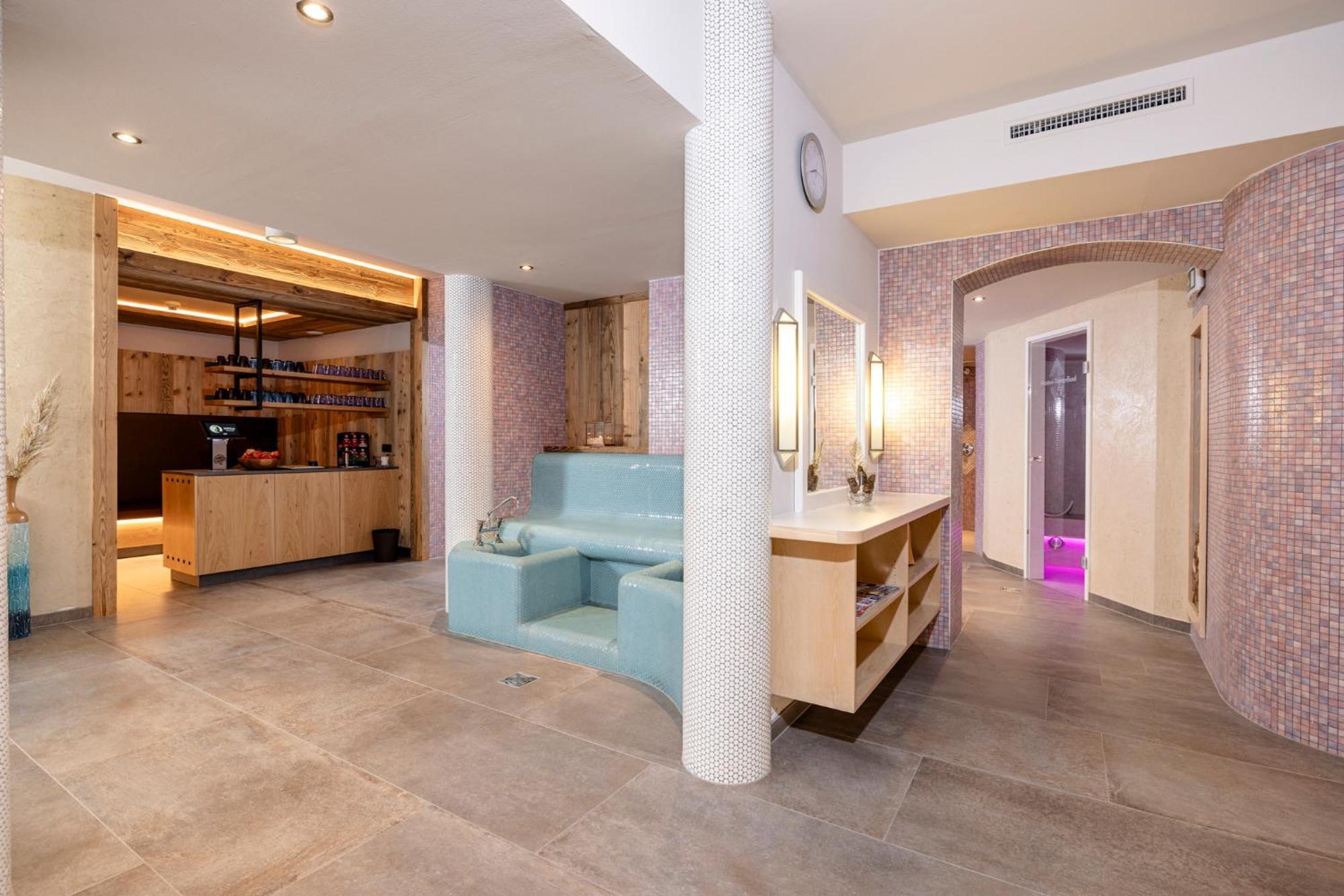 Der Rindererhof Hotel Тукс Екстериор снимка
